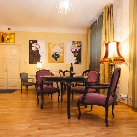 Cozy Apartment In Old Town Таллин Экстерьер фото