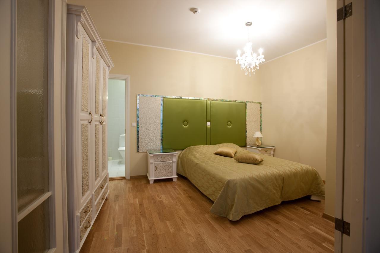 Cozy Apartment In Old Town Таллин Экстерьер фото